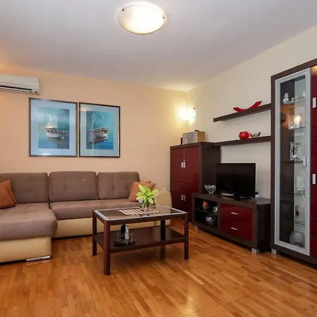 Mirna Apartmán Pula
