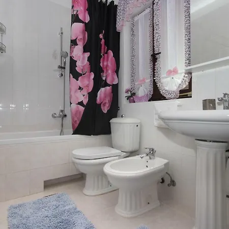 Apartment Mirna