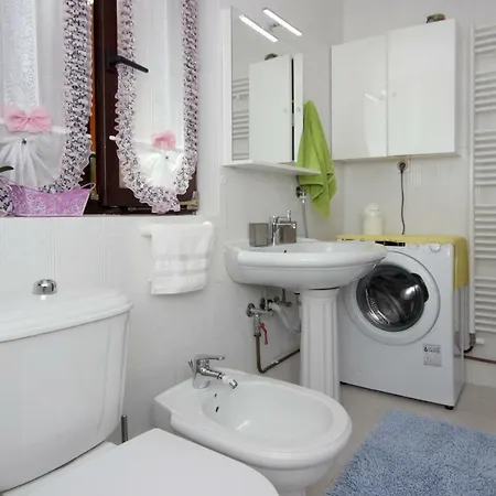 Apartment Mirna *