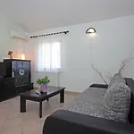 Mirna Apartmán *